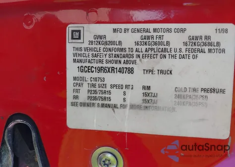 1999 Chevrolet C1500 Ls z USA, uszkodzony, nr VIN 1GCEC19R6XR140788